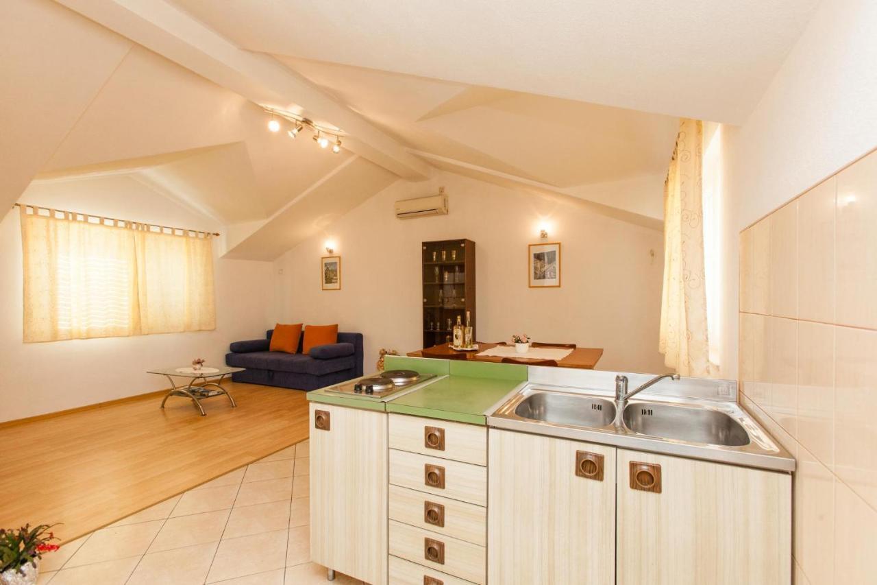 Holiday Home Beata Trogir Zewnętrze zdjęcie